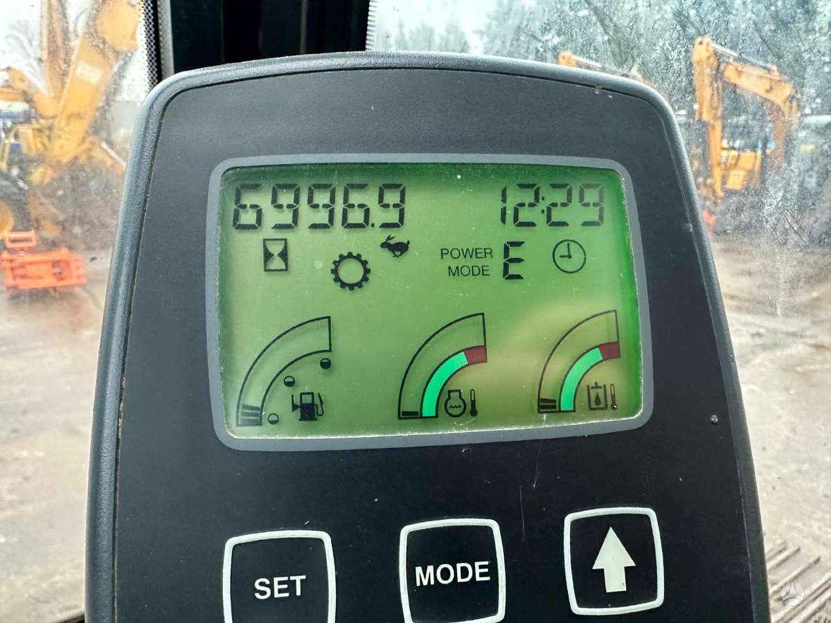 JCB JZ255LC, экскаваторы