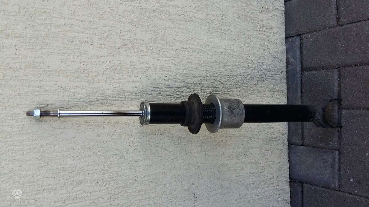 Mercedes-Benz E klasė shock absorber