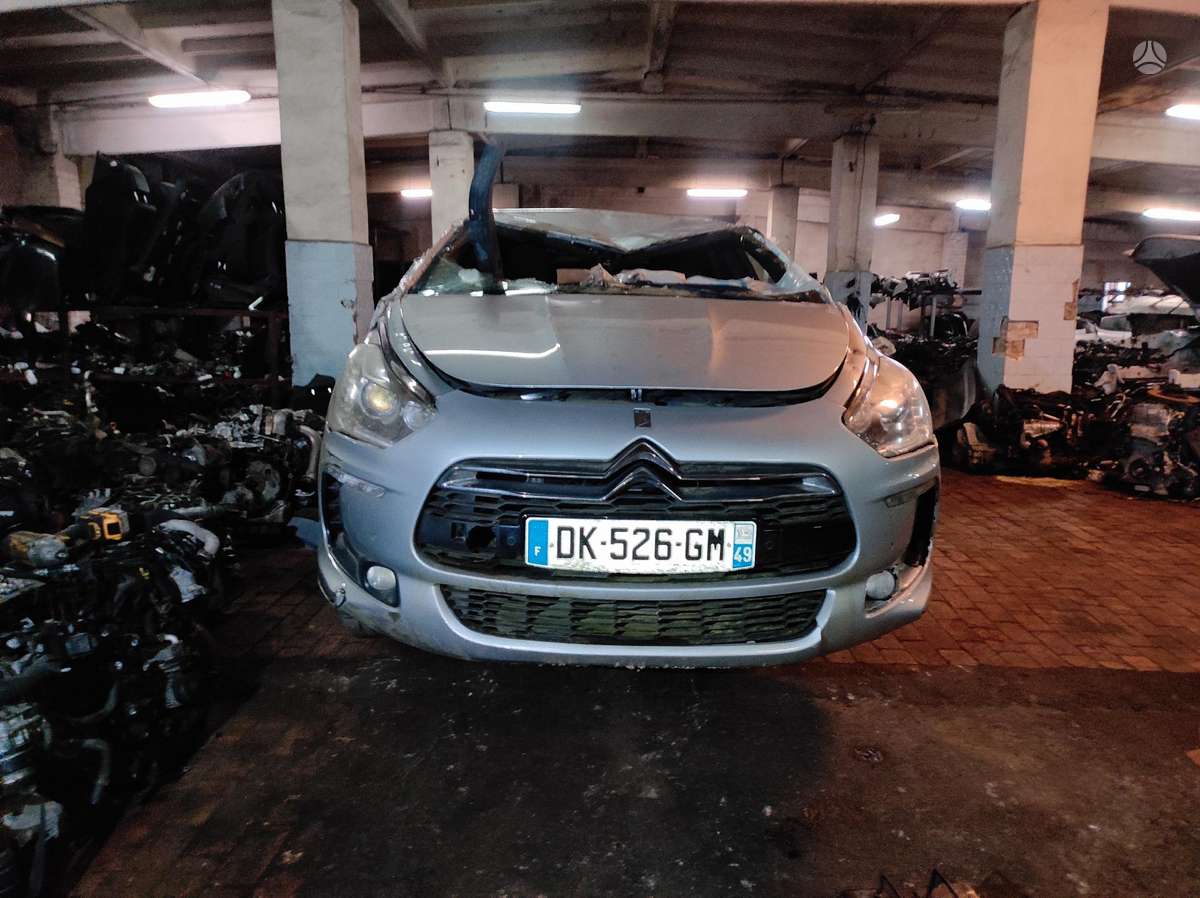Citroen DS5