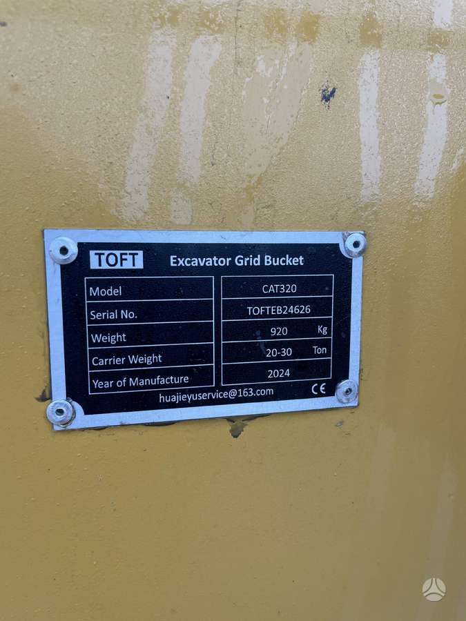 Caterpillar CAT 320, kaušai