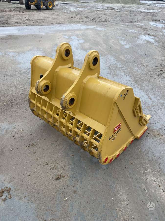 Caterpillar CAT 320, kaušai