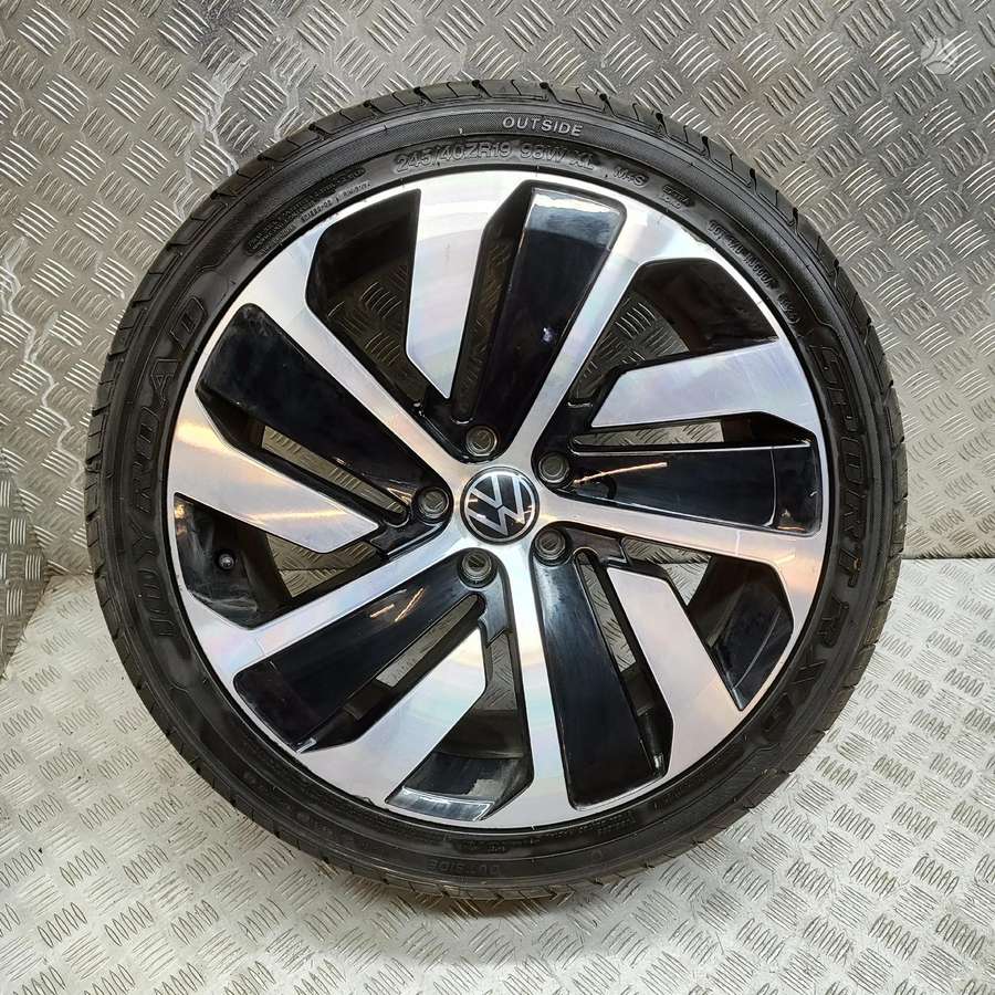 Volkswagen Arteon, light alloy, R19