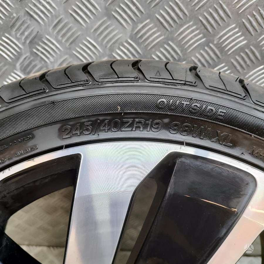 Volkswagen Arteon, light alloy, R19