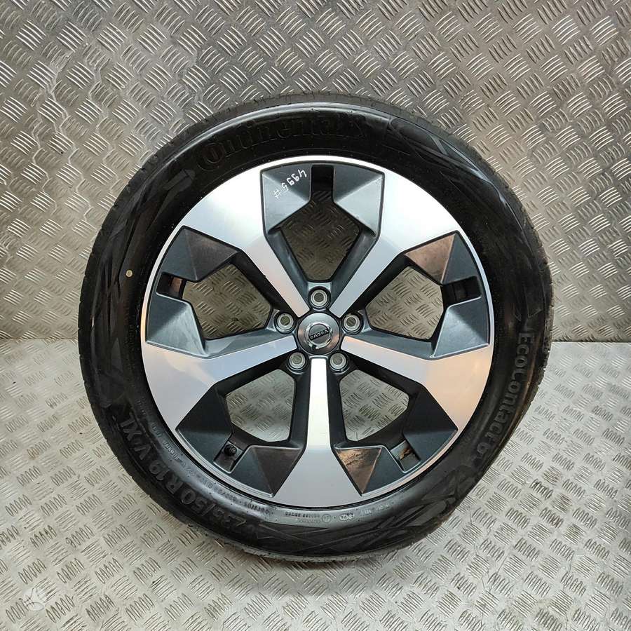 Volvo XC40, lengvojo lydinio, R19