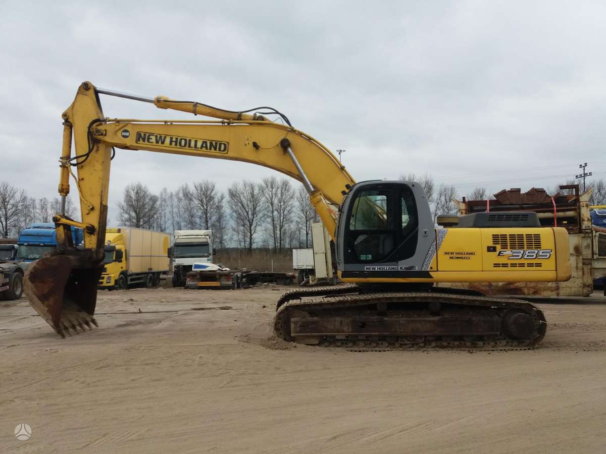 New Holland E385, excavator