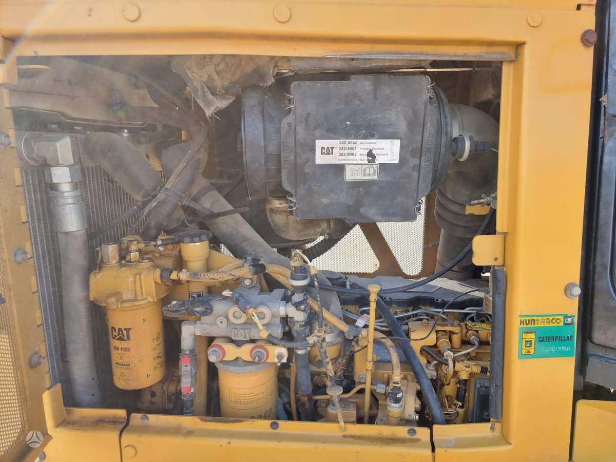 Caterpillar D6K, bulldozer