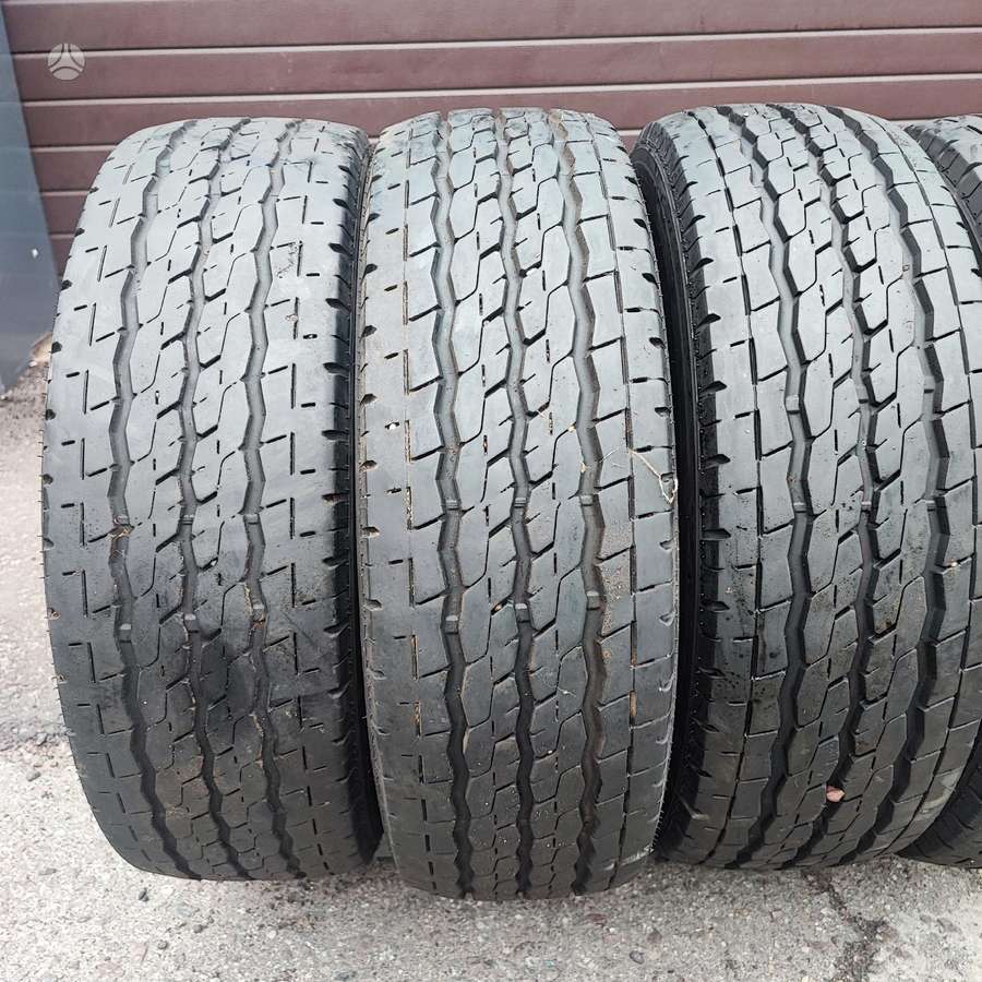 Firestone Vanhawk2, summer 225/70 R15