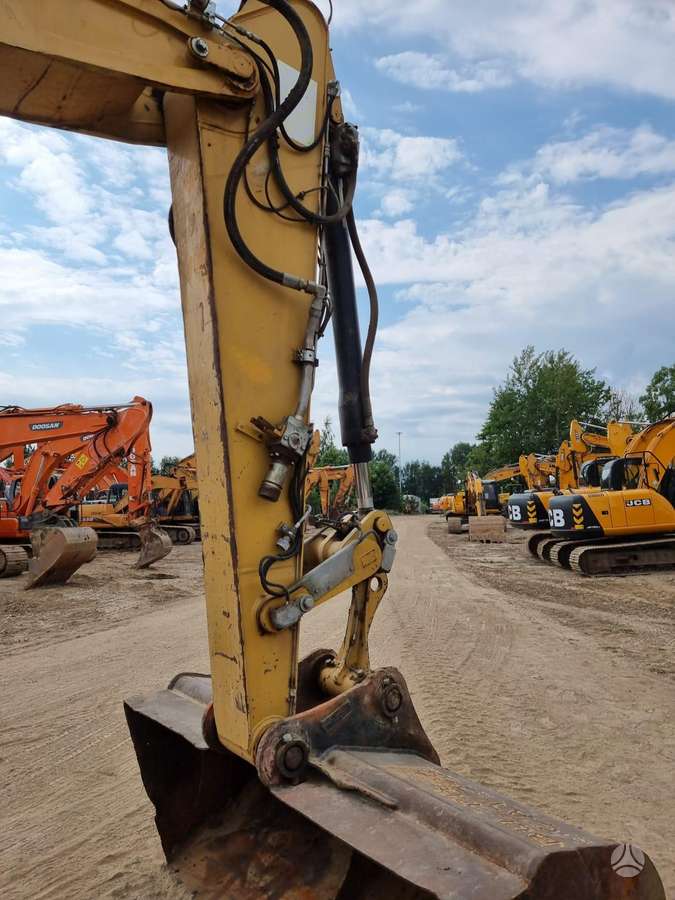 Caterpillar M313 D, ekskavatoriai