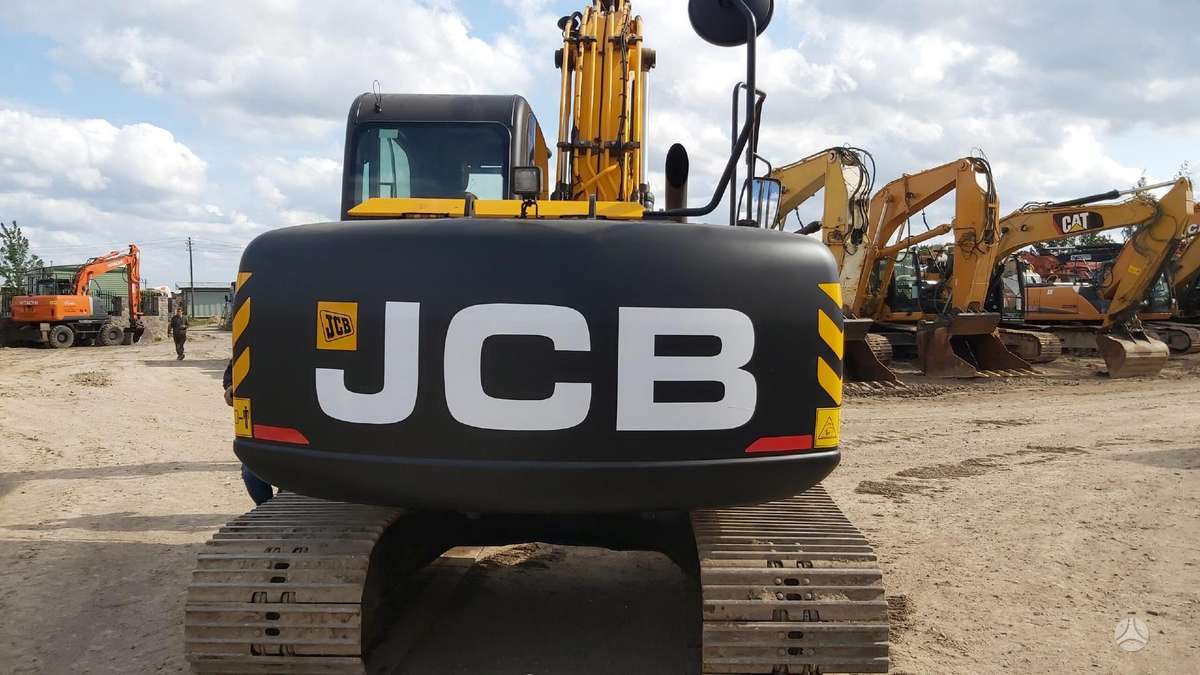 JCB JS130 LC, excavator