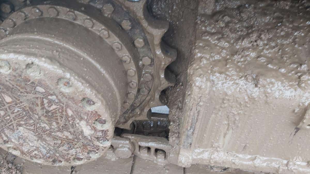 Hitachi ZX280 LC-3, ekskavatoriai