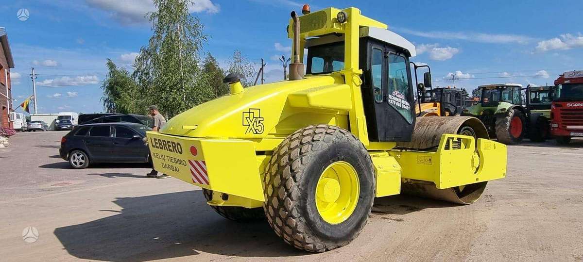 Bomag Lebrero X5, vibrator / compactor