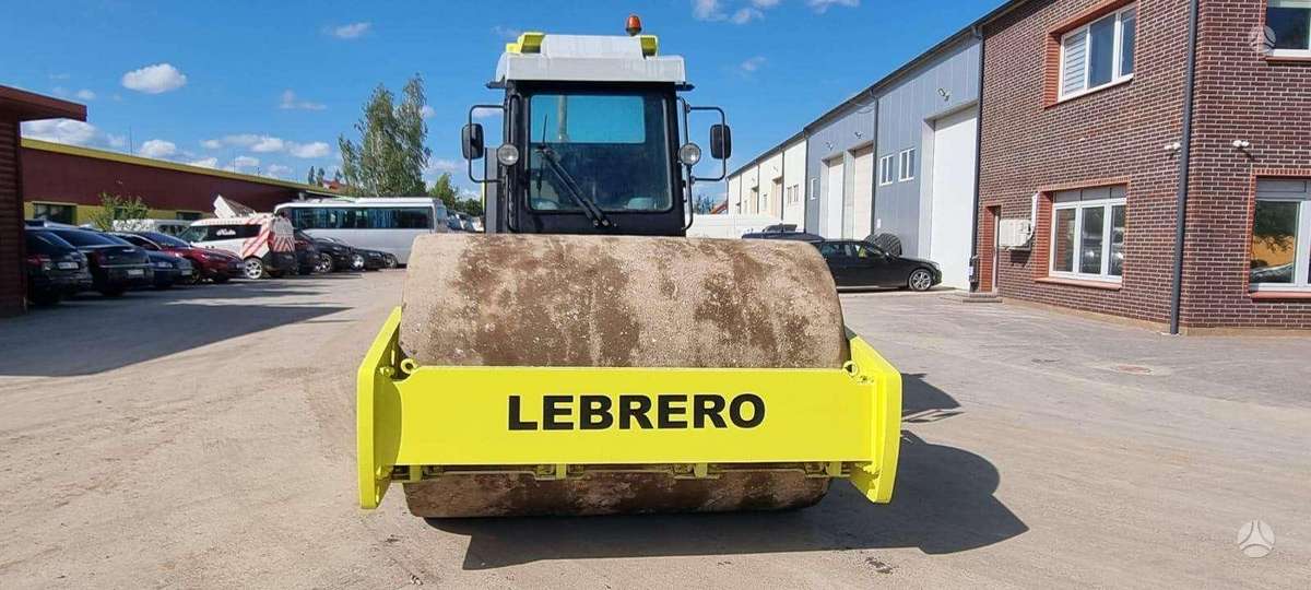 Bomag Lebrero X5, vibrator / compactor