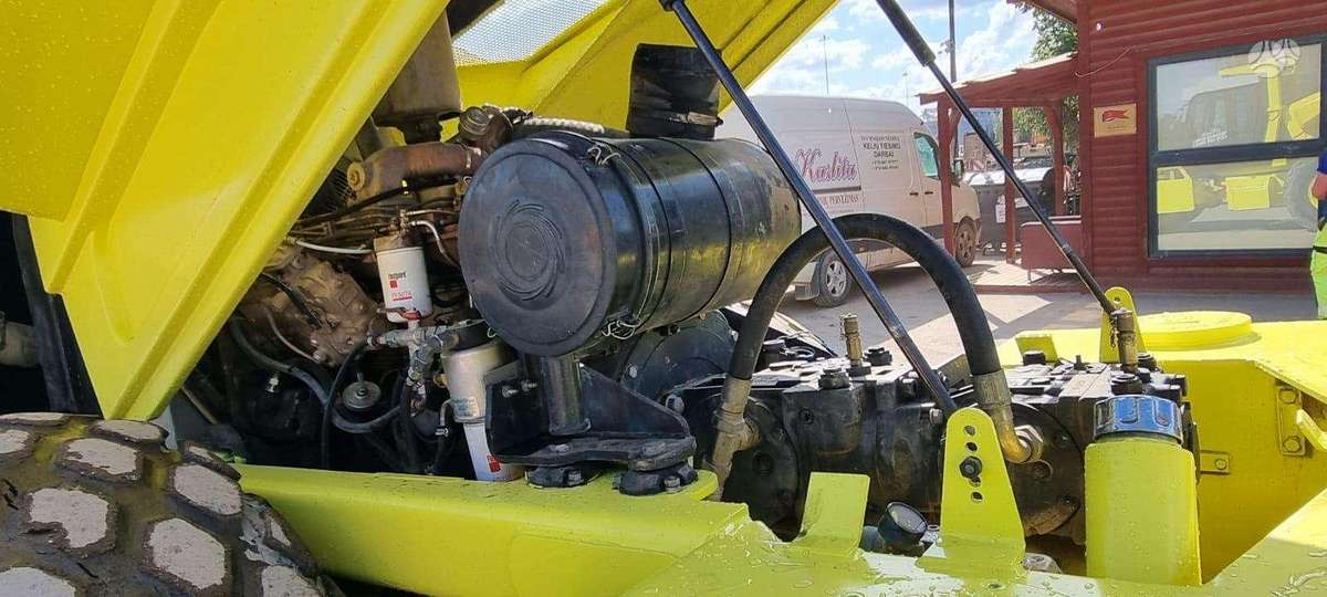 Bomag Lebrero X5, vibrator / compactor
