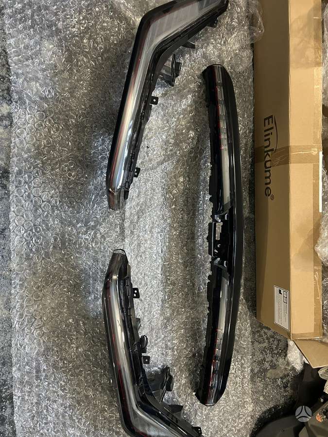 Cadillac Lyriq lights