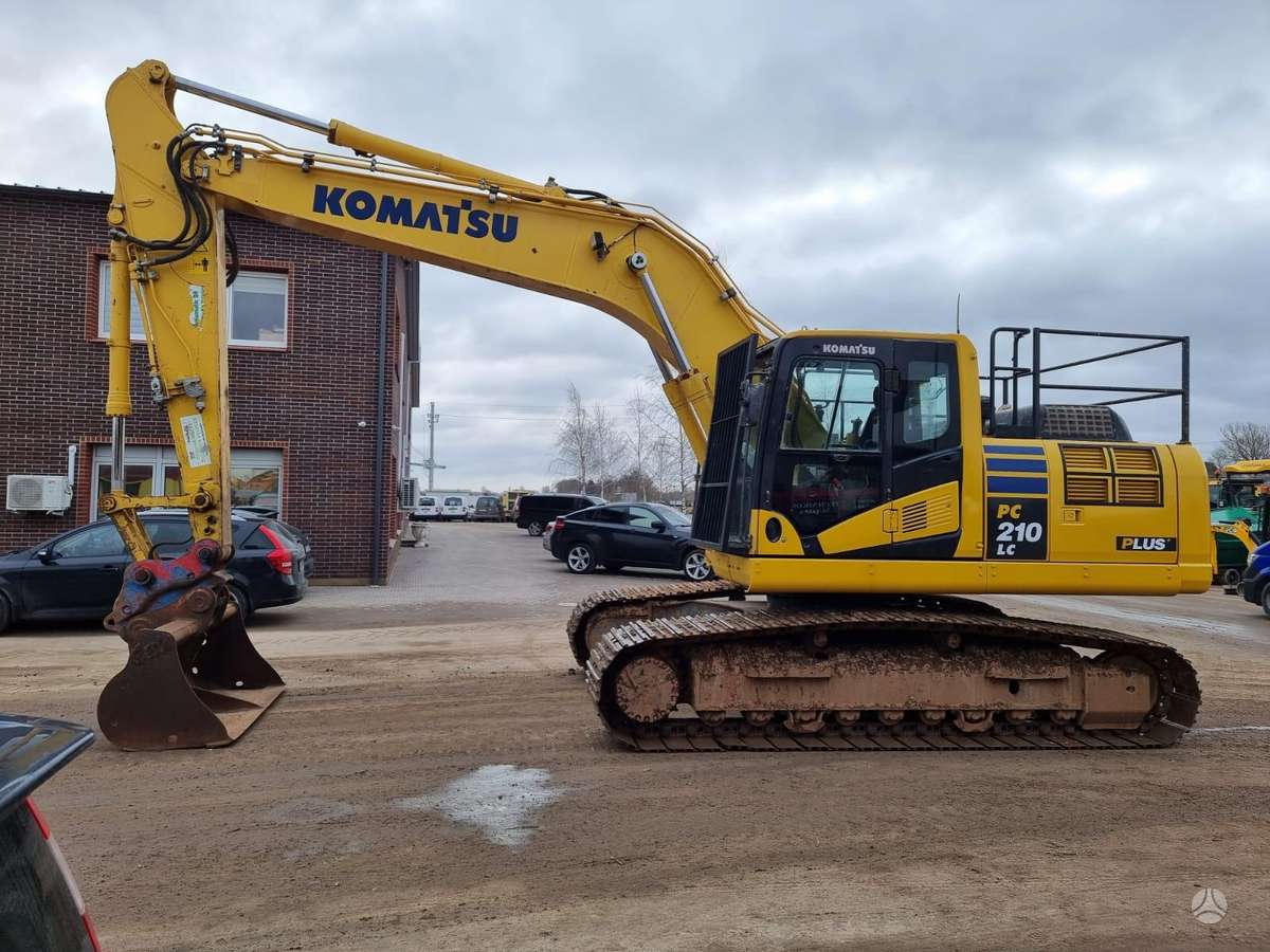 Komatsu PC 210 LC-10, excavator
