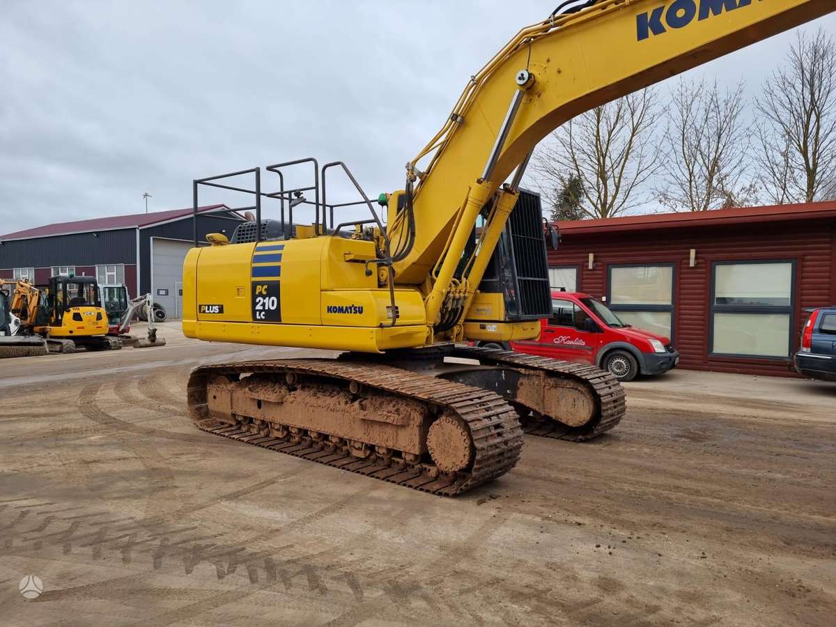 Komatsu PC 210 LC-10, excavator