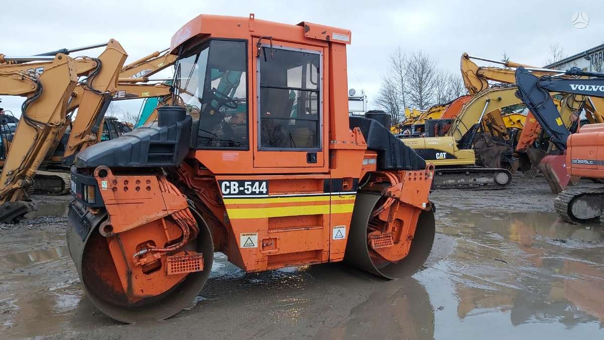Caterpillar CB544, vibrator / compactor