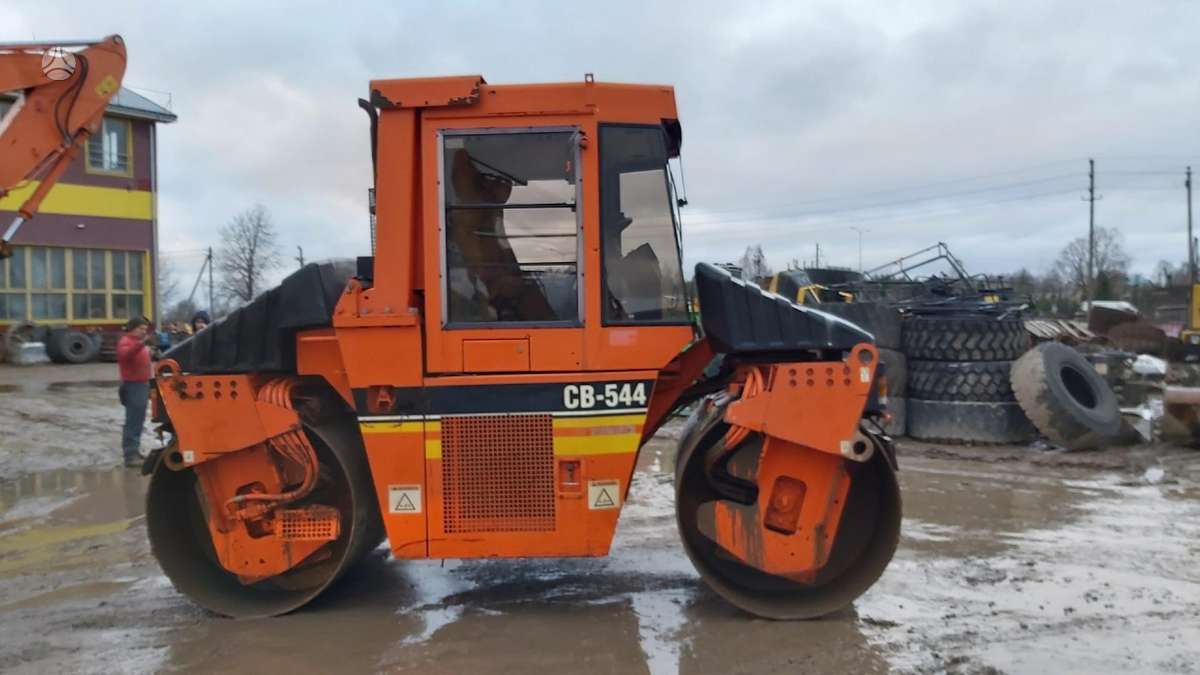 Caterpillar CB544, vibrator / compactor