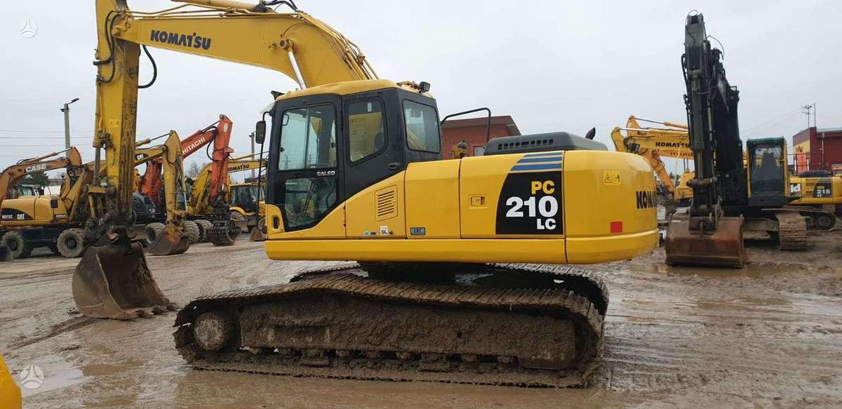 Komatsu PC210 LC-7, экскаваторы