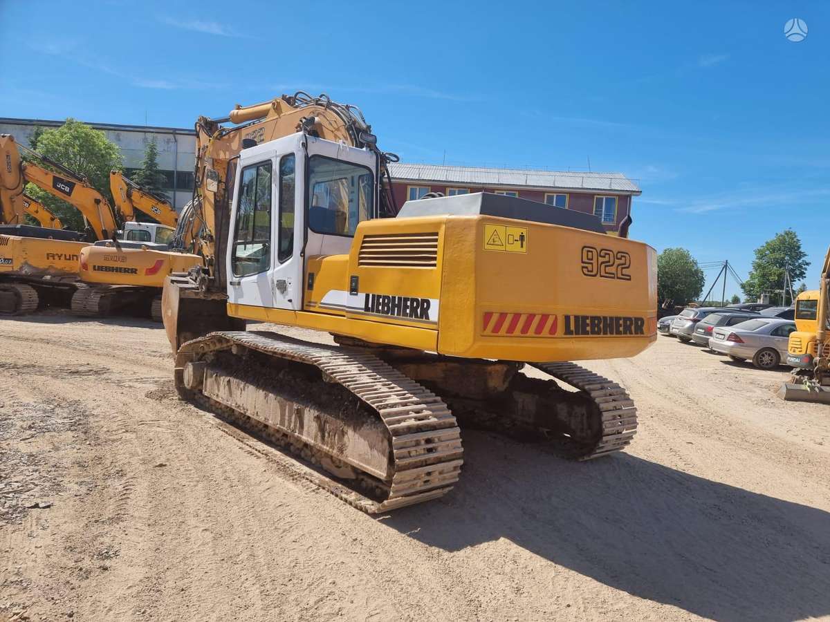 Liebherr R922, excavator
