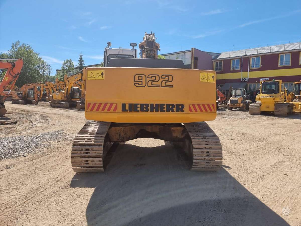 Liebherr R922, ekskavatori