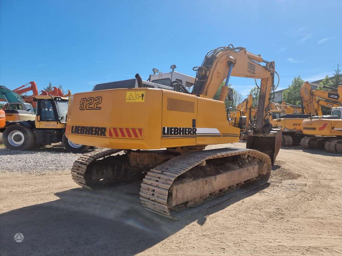 Liebherr R922, ekskavatoriai