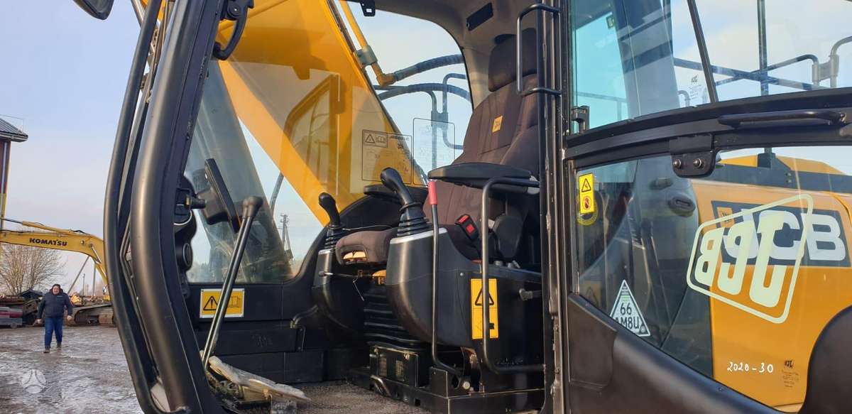 JCB JS220 LC, экскаваторы
