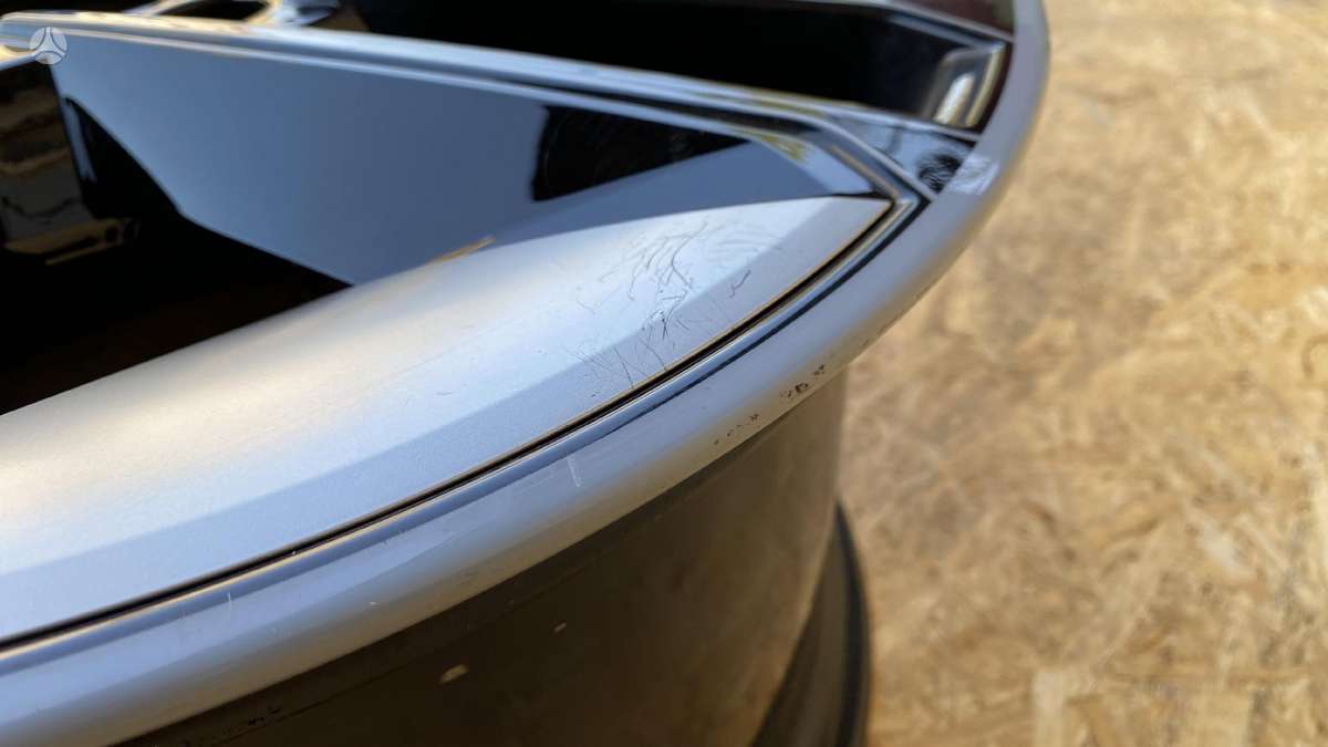 Audi e-tron GT, 4J3601025, Cen23210