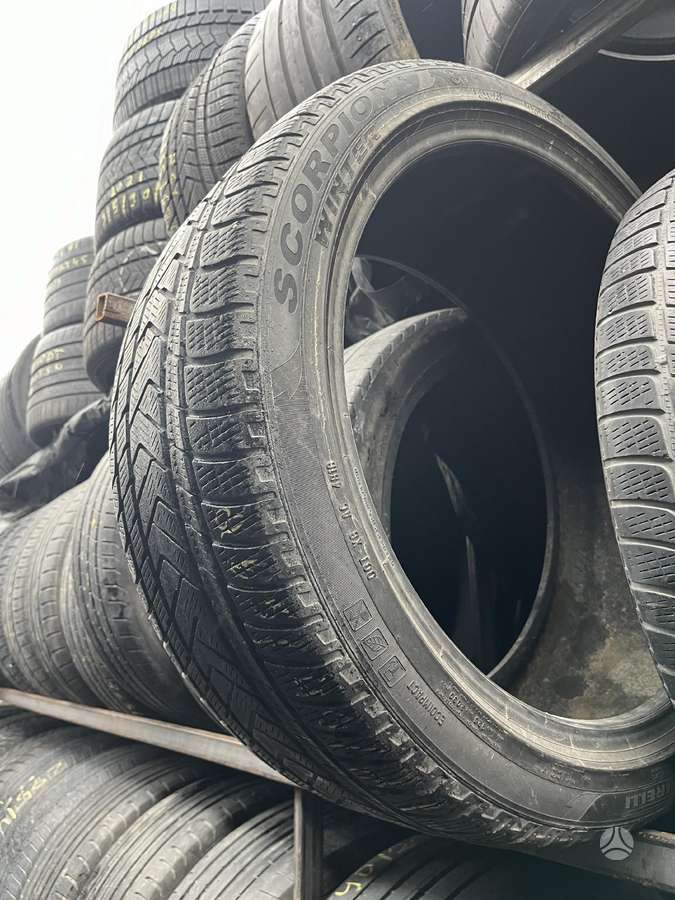 Pirelli Scorpion, зимние 285/40 R21