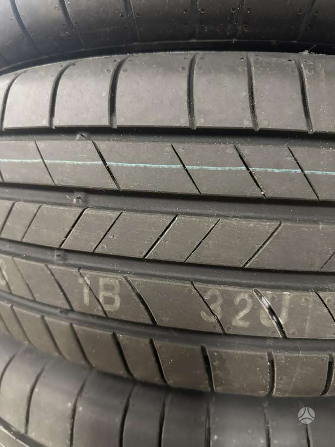 Hankook, summer 215/65 R17