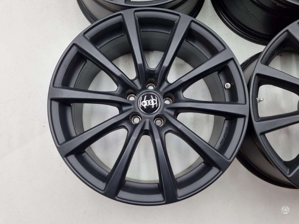 Audi A5, light alloy, R19