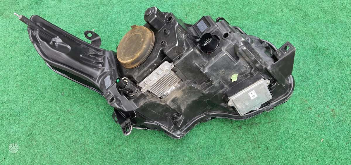 Land Rover Range Rover, Bixenon