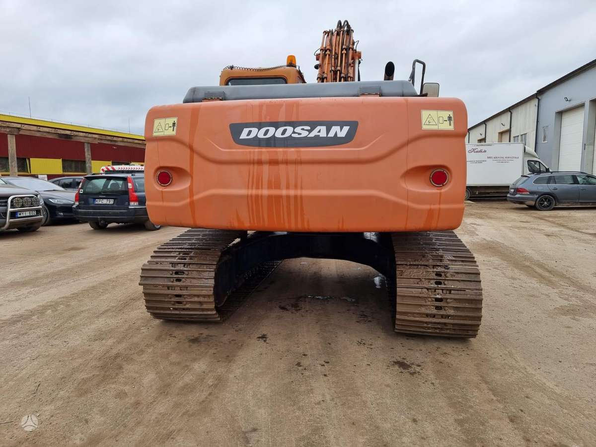 Doosan DX 225LC, excavator