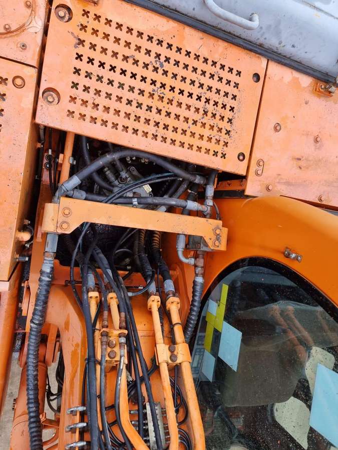 Doosan DX 225LC, excavator