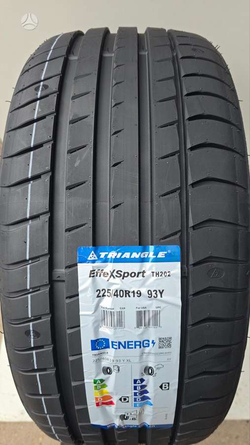 Triangle SIUNČIAME, летние 225/40 R19