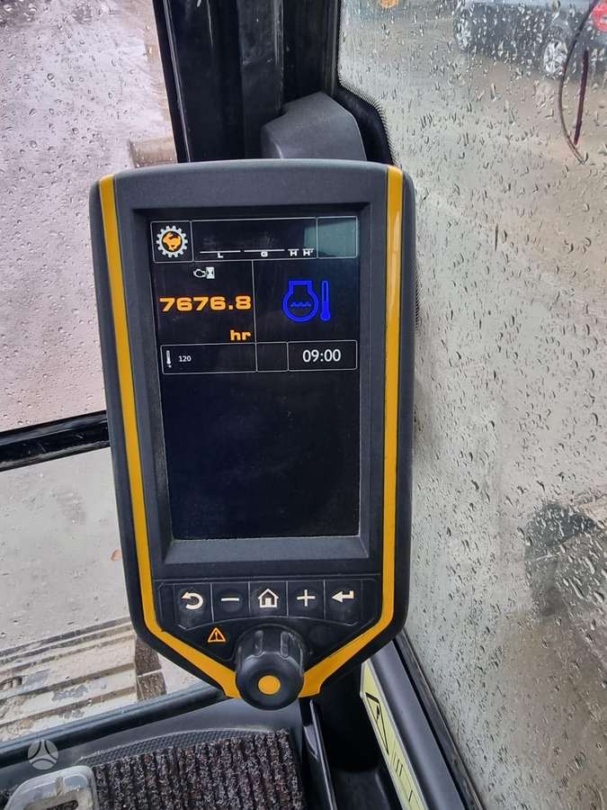 JCB JS 130 LC, экскаваторы