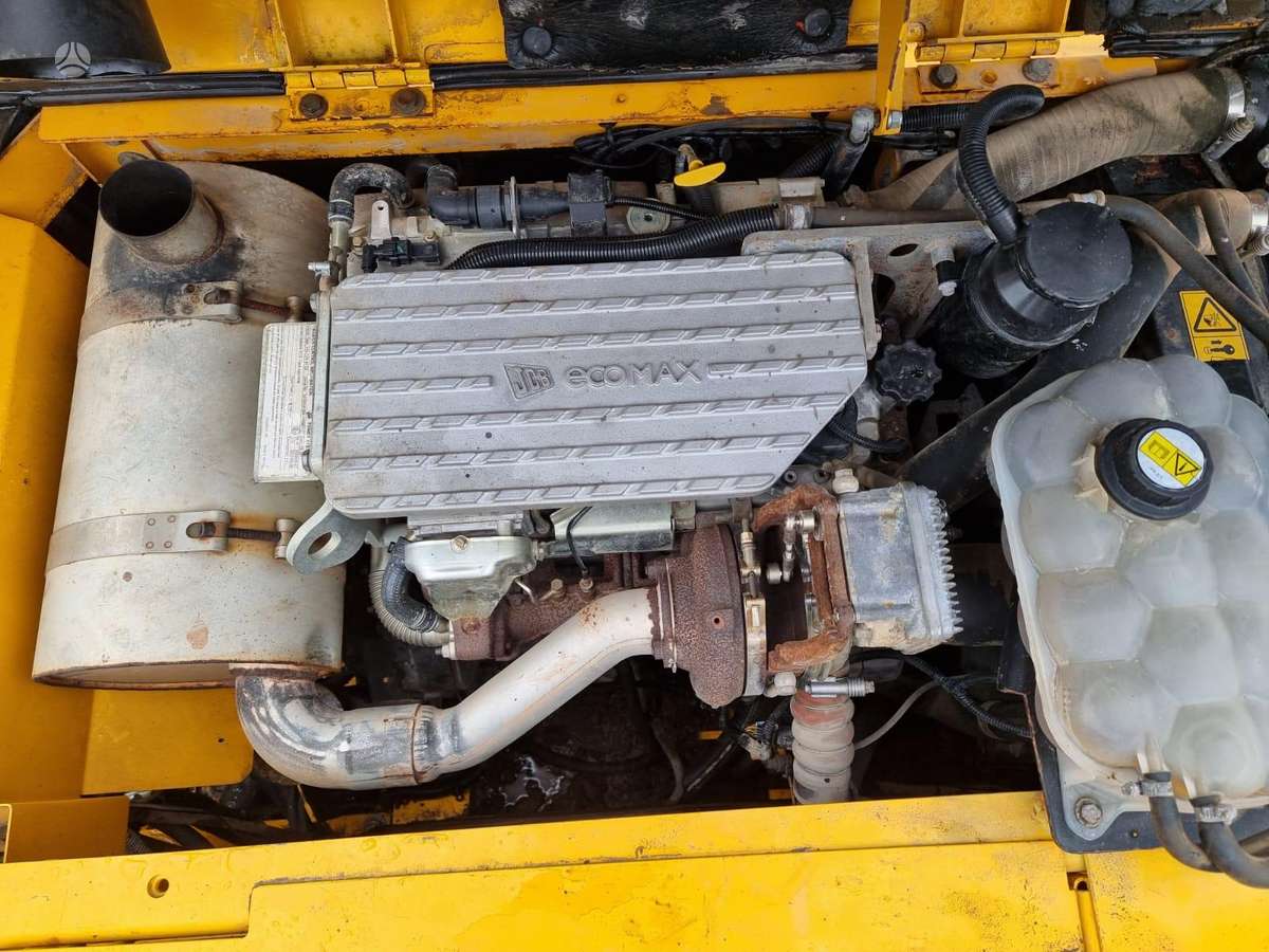 JCB JS 130 LC, excavator
