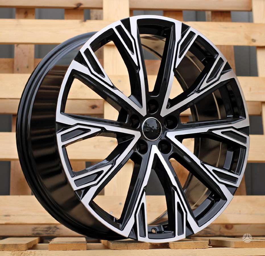 Audi RSQ3 style, легкосплавные , R21