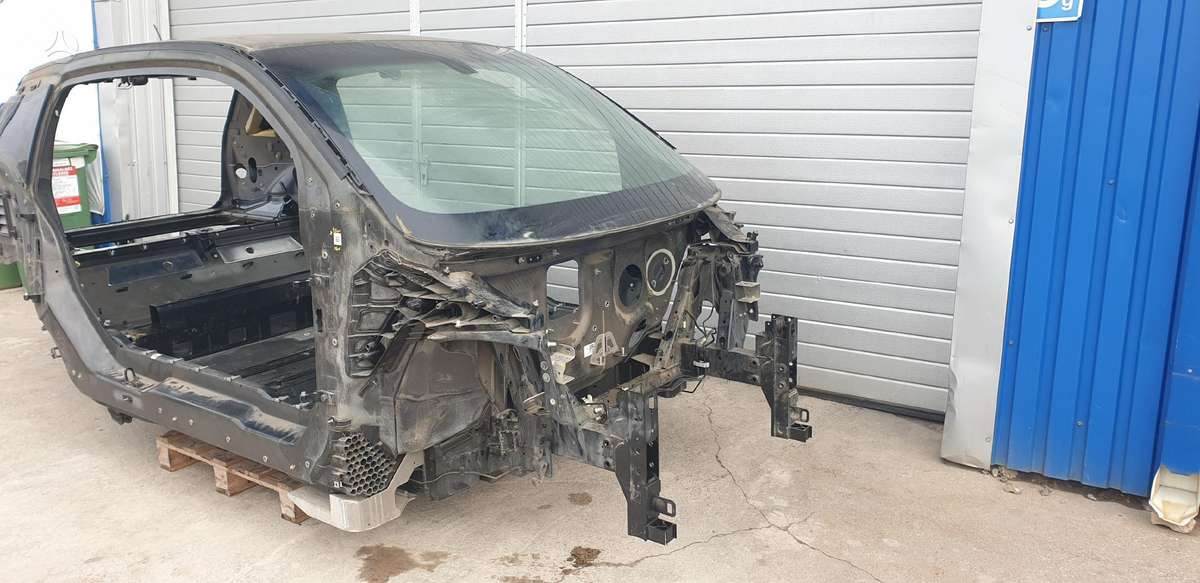 BMW i3 kėbulo dalys