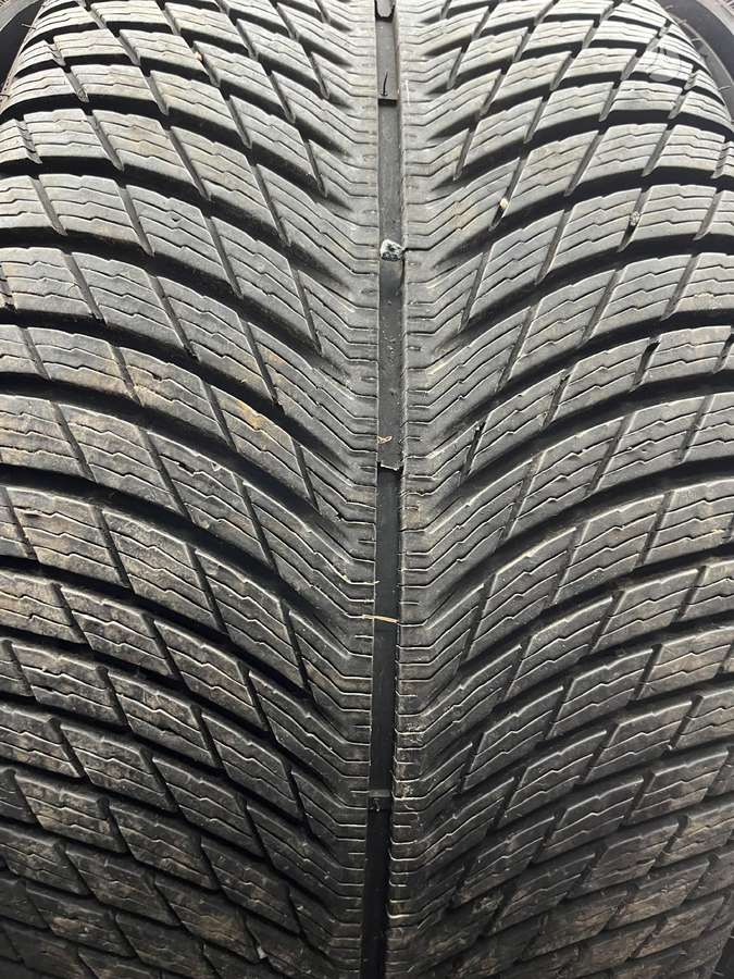 Michelin Pilot Alpin 5 suv, winter 285/40 R20