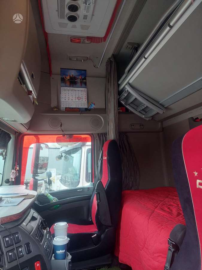 DAF XF460, double sleeper