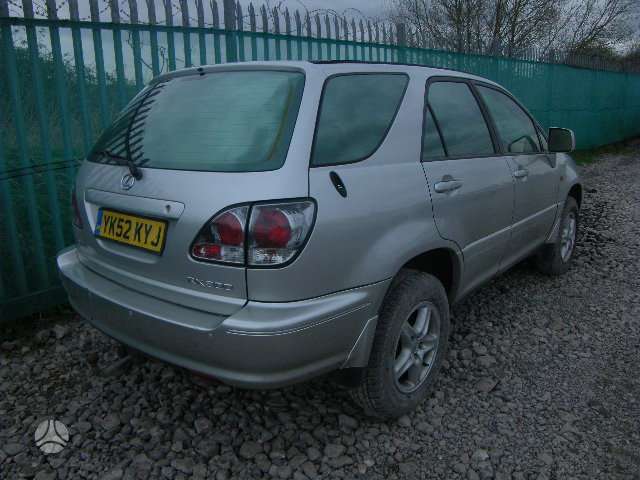 Lexus RX 300 dalimis