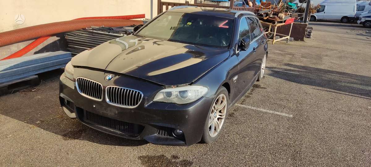 BMW 5 serija 37069885048
