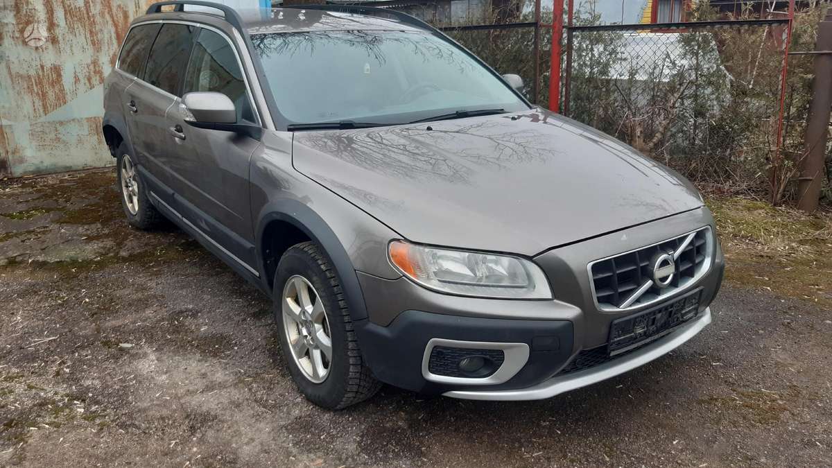 Volvo XC70