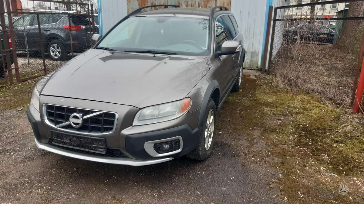 Volvo XC70
