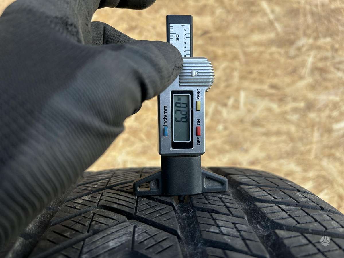 Pirelli Scorpion Winter, зимние 305/35 R21