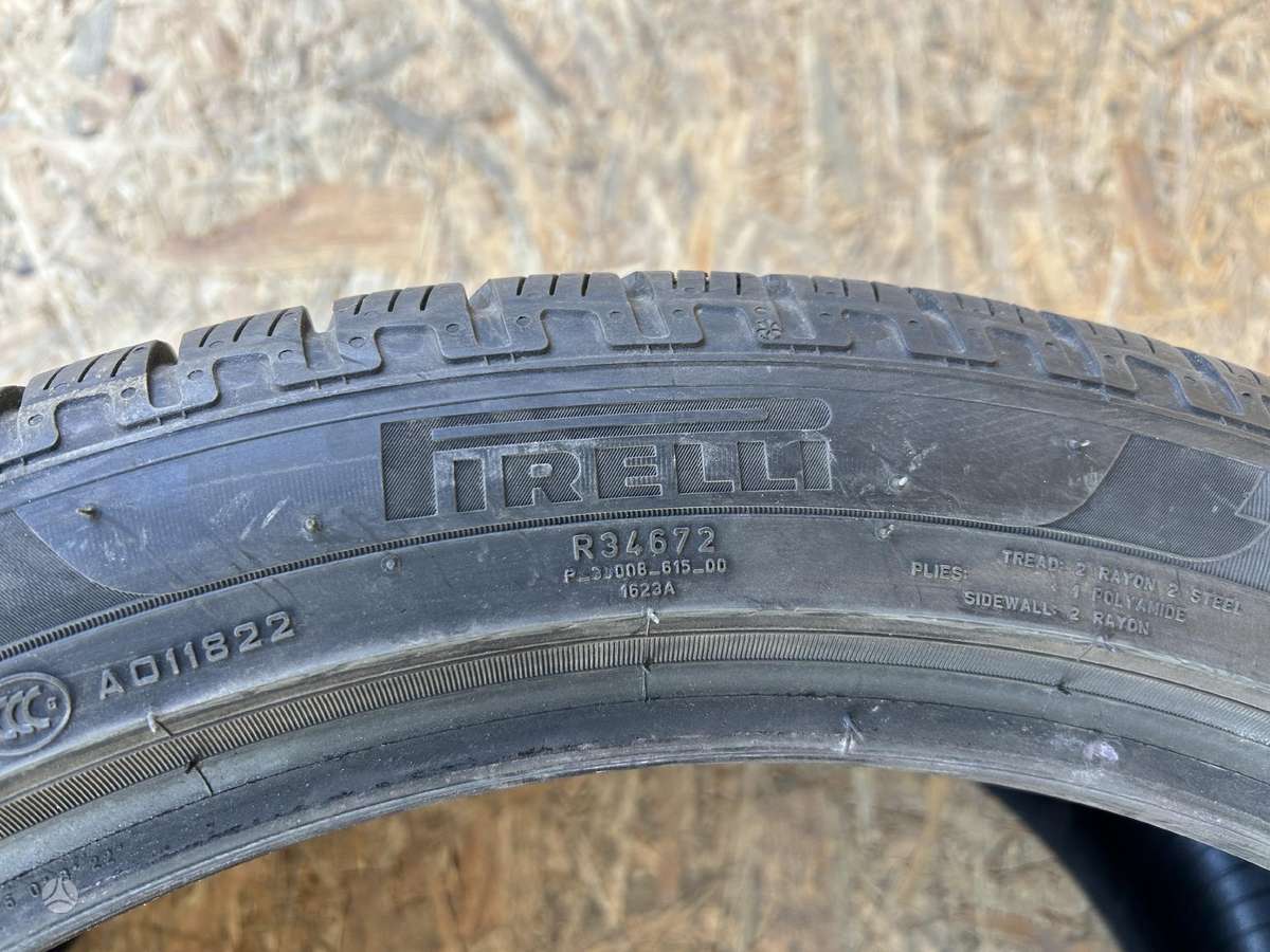 Pirelli Scorpion Winter, зимние 305/35 R21