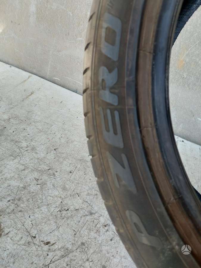 Pirelli P Zero, vasaras 275/40 R22