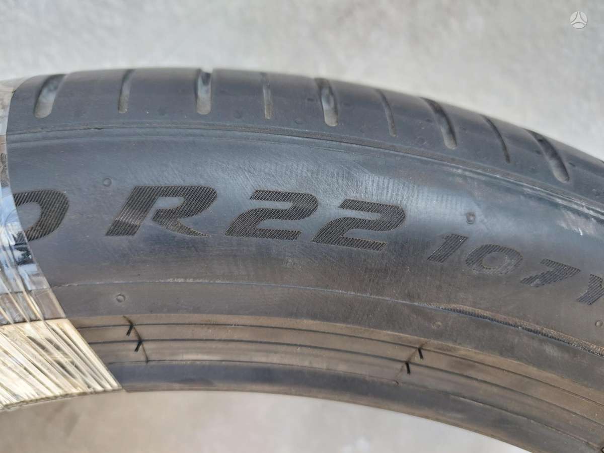 Pirelli P Zero, vasaras 275/40 R22