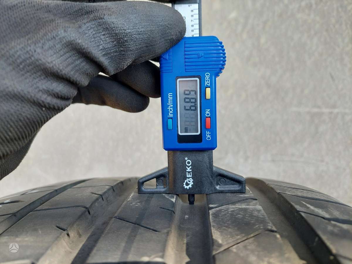 Pirelli P Zero, vasaras 275/40 R22
